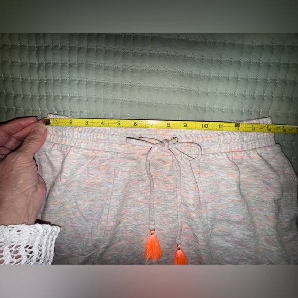 Lily Pulitzer Zia Heathered Space Sky Gray skirt. Size Small. EUC - Picture 5 of 9